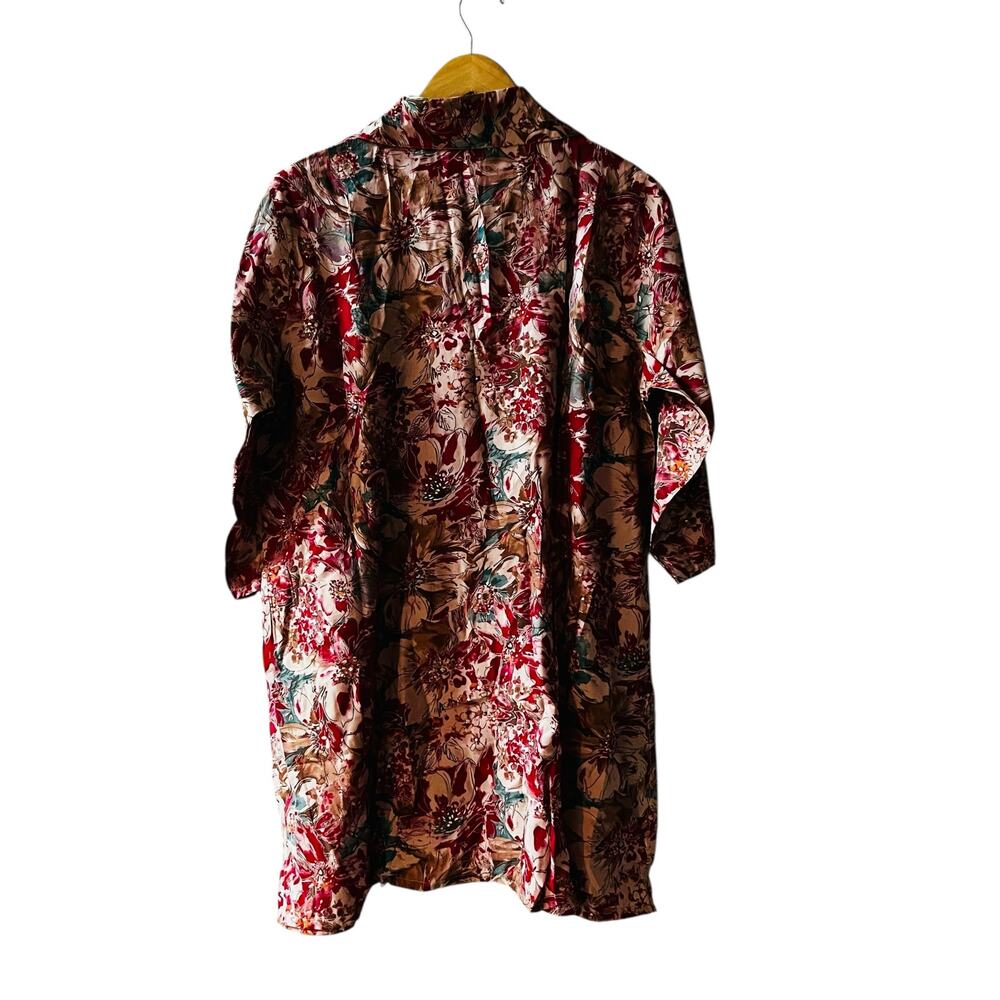 Fashion Icon Abstract Glittery Button Front Top Size 4XL NWT Multi - Picture 2 of 7